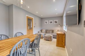 Kitchen/Diner- click for photo gallery
